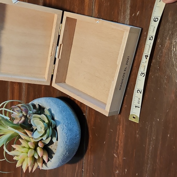 Mil Dias Magicos el 2021 Cigar Box - Picture 3 of 4